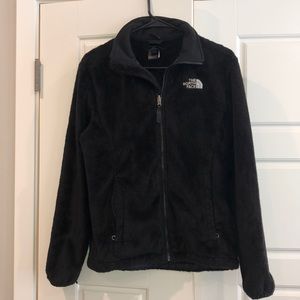 Black Women’s North Face jacket